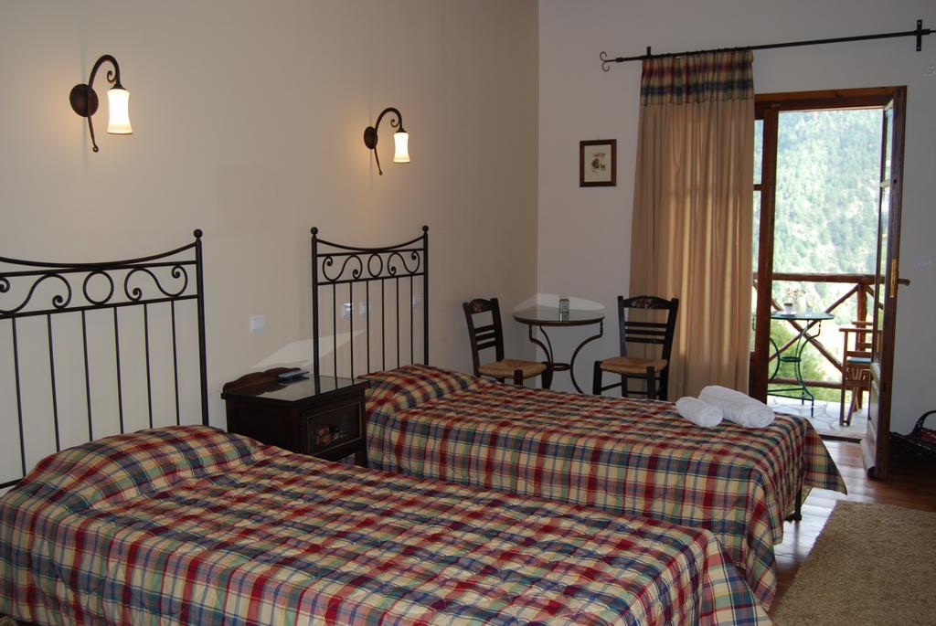 Dryades Guesthouse Ano Chora Esterno foto